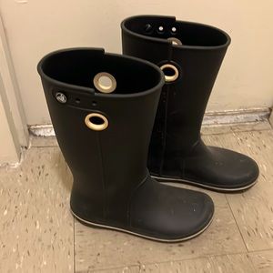 Crocs rain boots (black)